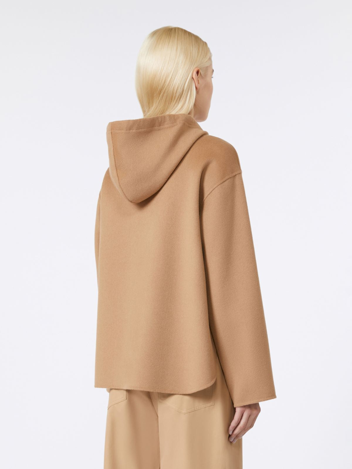Felpa in lana, cashmere e seta cammello