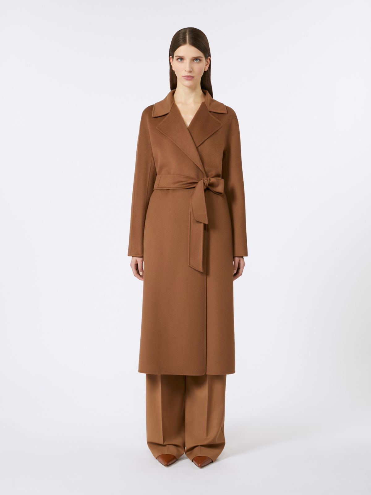 Cappotto in lana, cashmere e seta cammello