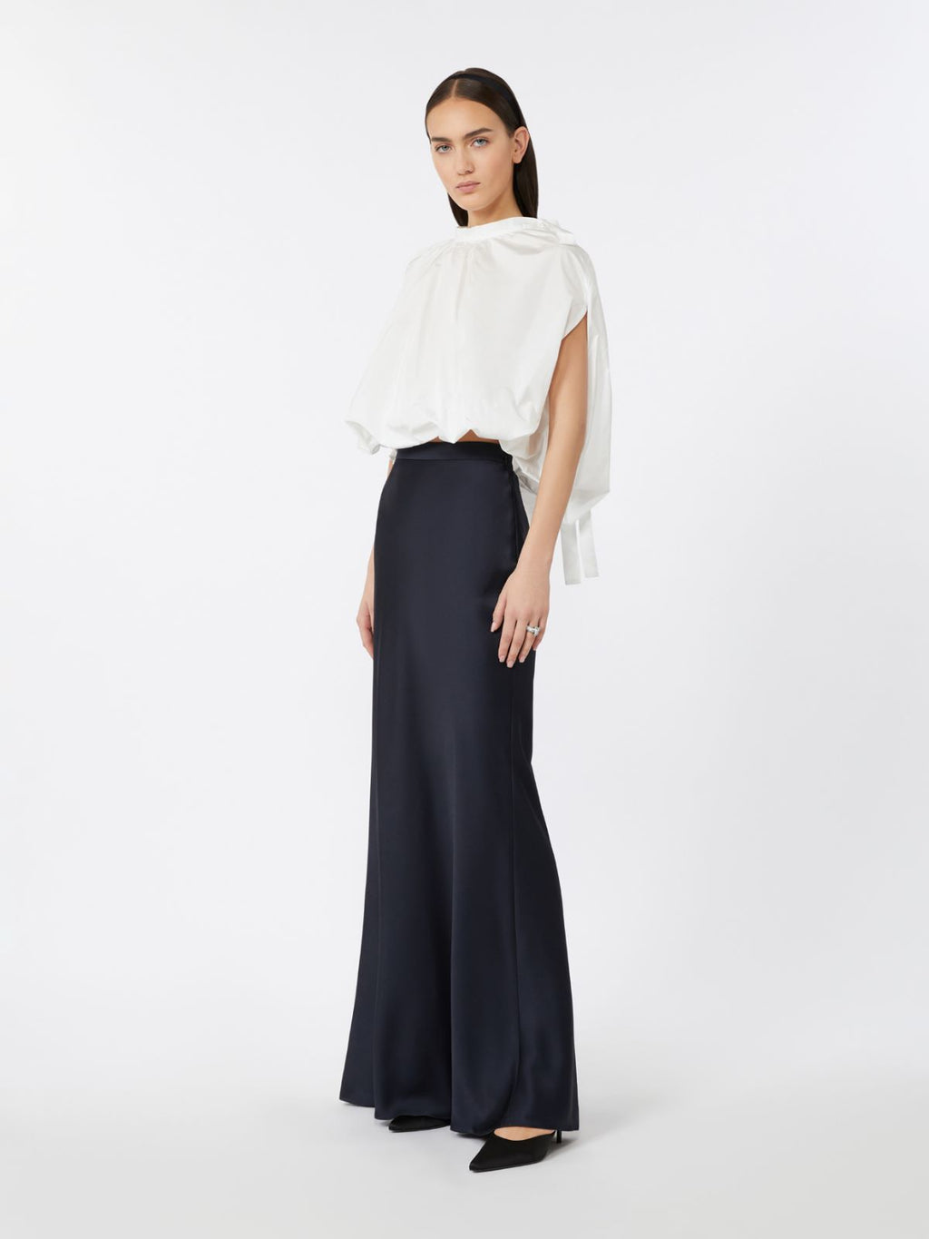 Gonna fluida in envers satin blu notte
