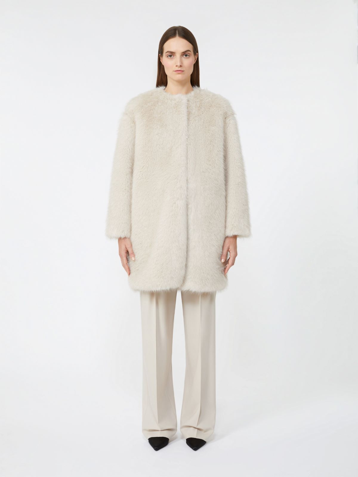 Cappotto in tessuto effetto faux fur beige