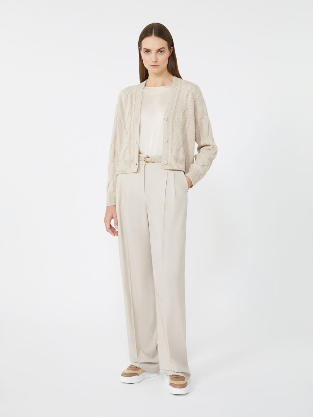 Cardigan beige in lana e cashmere a trecce