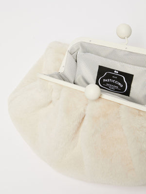 Pasticcino bag medium in tessuto extra soft furry bianco avorio